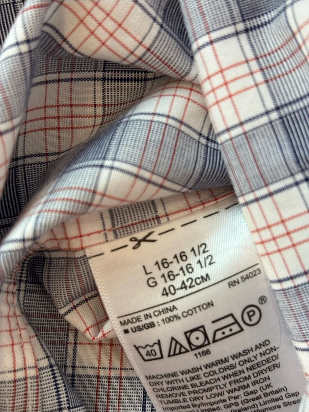 Banana Republic Slim Fit Non-Iron Button Front Long Sleeve Sport Shirt
